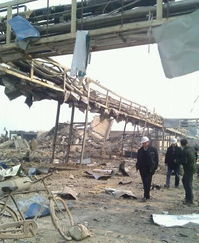 化工厂爆炸后废墟