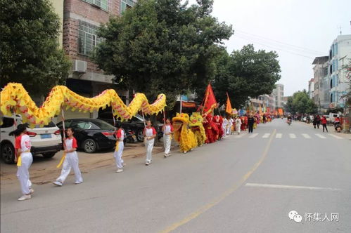 醒狮表演现场热闹非凡