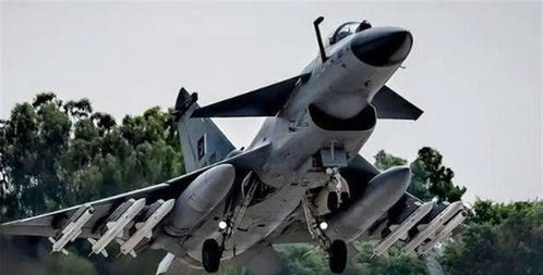 印度首次承认战机被击落，印巴边境冲突再升级？