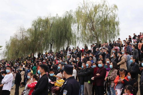 北方人不擅水战具象化了？一场龙舟赛引发的南北文化碰撞