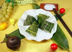 端午节特色粽子挂件与香薰礼盒