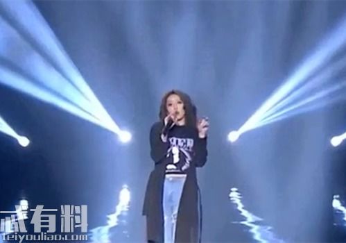 孔雪儿的红包风波：一场误会引发的热搜风暴