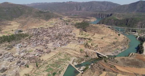 盘石头水库水位下降现东魏石窟，1043尊佛像现身引热议！我实地探访现场震撼一幕