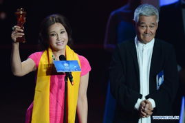 刘楚昕是谁？从哲学博士到爆红作家的感人故事