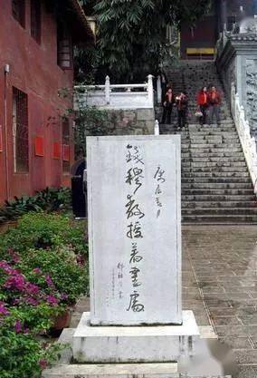 麦唐唐水哥与麦芽糖师傅合影