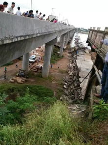 俄罗斯布良斯克州桥梁坍塌事件：数十人伤亡背后的真相