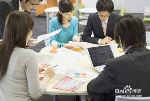 指导新人工作的职场人