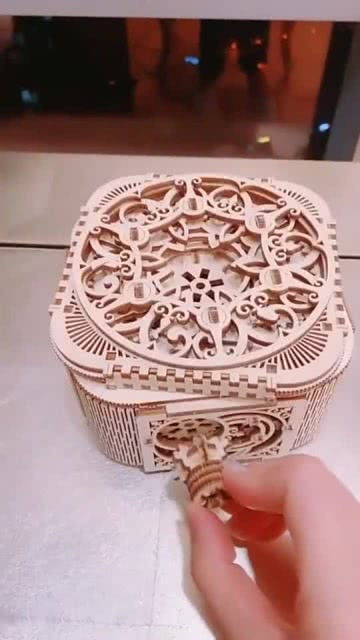 玄戒O1芯片纪念品