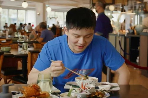 樊振东深夜在奥运村食堂