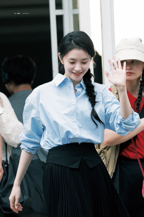 刘浩存王安宇吻戏借位引争议，观众到底想要什么样的爱情戏？