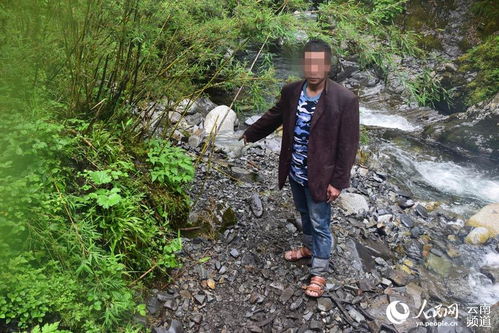 我在怒江边捡浮木烧柴，没想到竟成了热门话题！