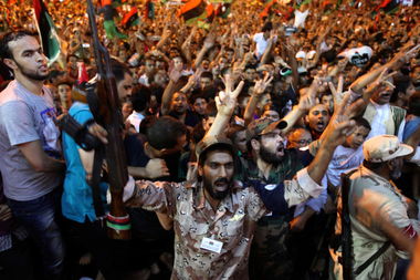 利比亚民众街头和平集会