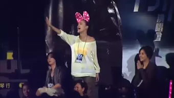 陈小春演唱会座无虚席，现场氛围燃爆！