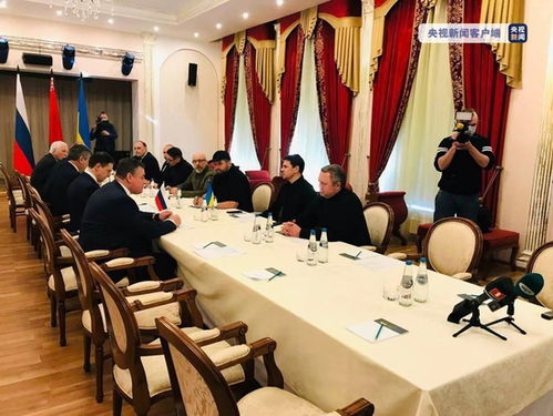 边炸边谈的俄乌局势：三年冲突下的“新平衡”与未解难题