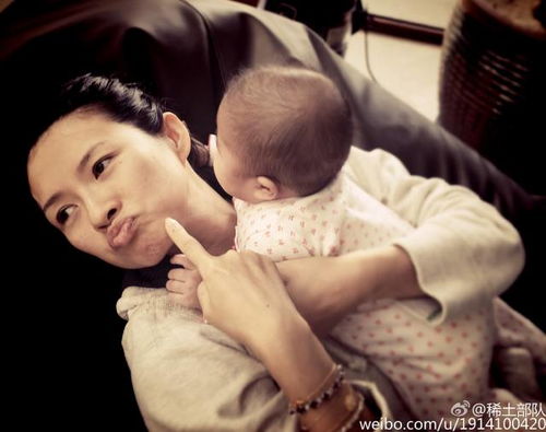 章子怡晒女儿儿子日常！8岁醒醒长高了，弟弟却成‘神秘人物’？