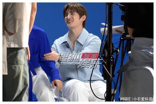 张远健身房自拍图