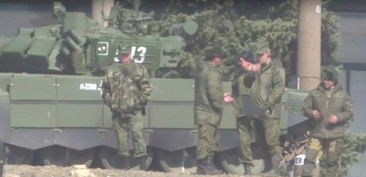 俄乌局势再升级？网友热议最新动态，我为何觉得这背后还有大戏