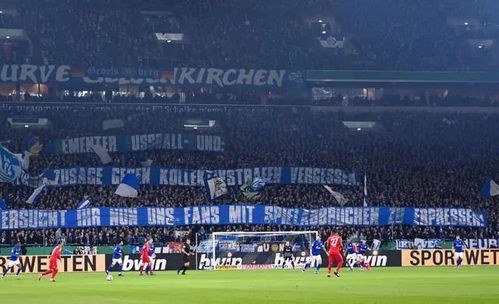 球迷在社交媒体上讨论假球话题