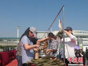 嘉兴裹粽大赛现场图