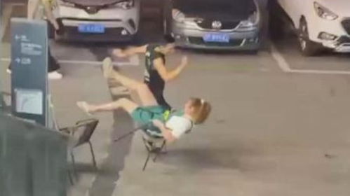 没有三生三世，只有三婚三离？网友热议情感真相