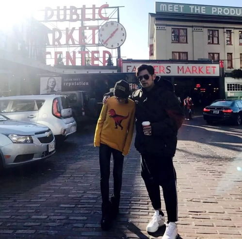 周杰伦昆凌墨尔本街头合影