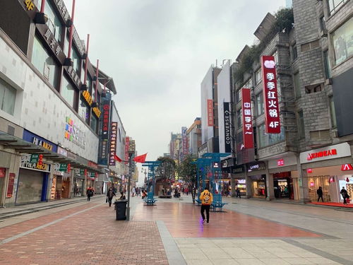 美国购物中心冷清景象