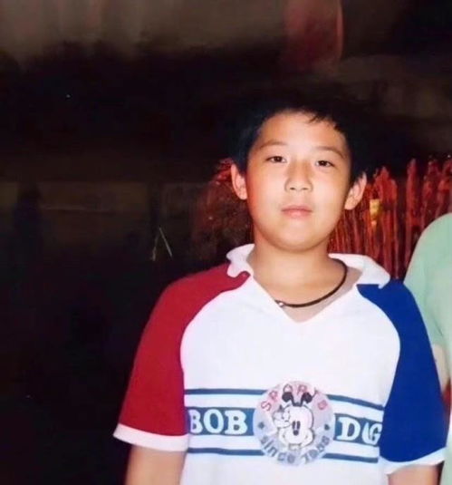 王安宇童年时期照片