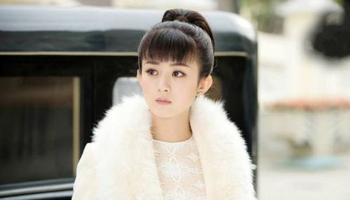 王奕婷模仿尹新月造型特写