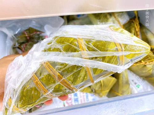 吃不完的粽子能保存多久？医生提醒：冷冻别超15天，黏糊拉丝就别吃了！