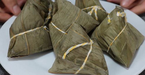 分装好的粽子准备冷冻