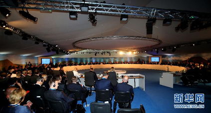 北约会议现场讨论乌克兰局势