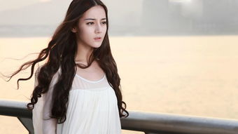 网友模仿迪丽热巴变装视频片段