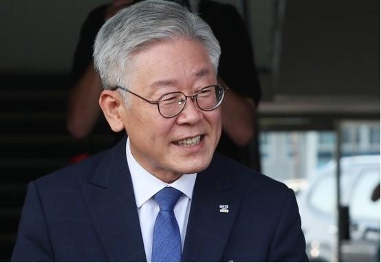 李在明‘躺赢’韩国大选？真相远比你想象的复杂！