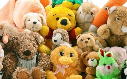 成年人也需要童话？从潮玩到宠物，看品牌如何抓住“童心经济”的红利