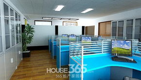 两人在空荡的办公室里交谈