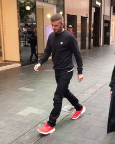 贝克汉姆与百事蓝宝的跨界新搭子，微博热搜背后的合作故事