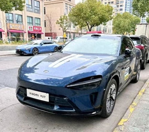 小米YU7车型配备激光雷达特写