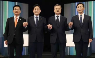 李在明参加电视辩论会现场