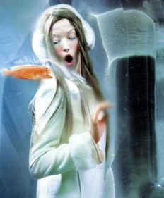 藏海与女主在月下相视而立