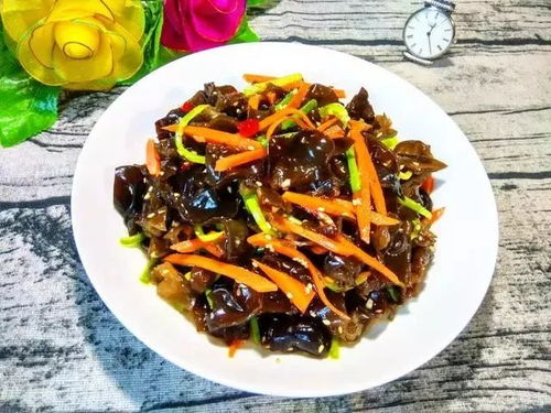 木耳凉拌成品图