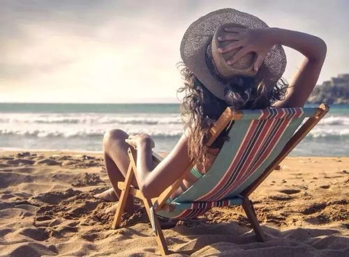 女性适度晒太阳享受阳光