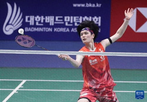 王祉怡在比赛中防守回球