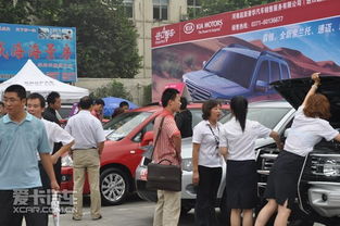 车展现场人头攒动