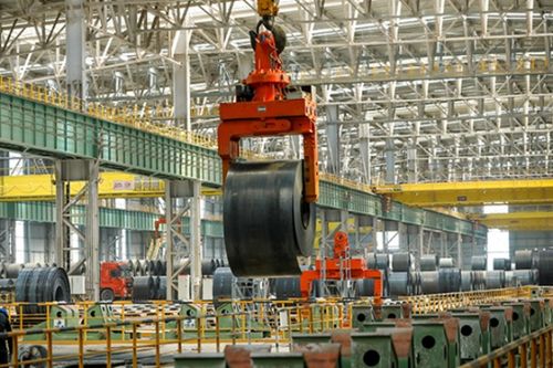 中国钢铁厂生产线实景图