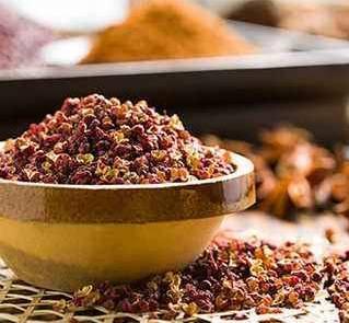 网络上流行的花椒泡脚视频截图