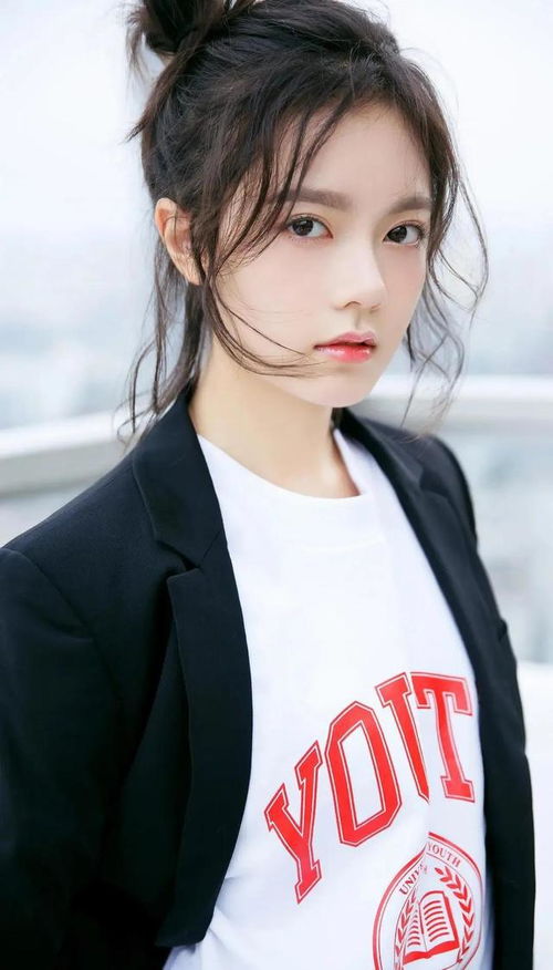 赵今麦演技爆棚，《孤舟》中脱胎换骨引热议！网友：她真的在发光