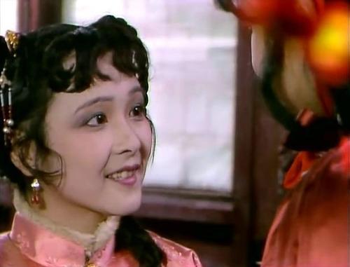 《红楼梦》解读｜第五十一回：薛小妹新编怀古诗，胡庸医乱用虎狼药 —— 一场诗与病的隐喻