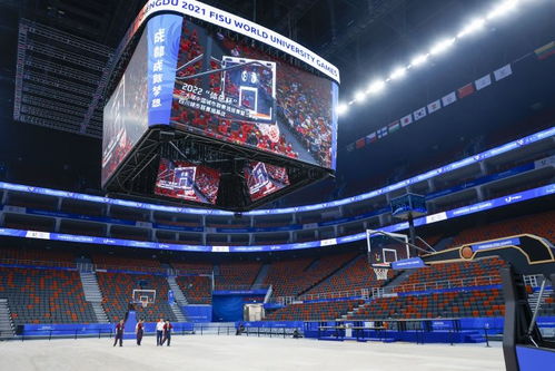 现代都市街头品牌与科技元素融合图