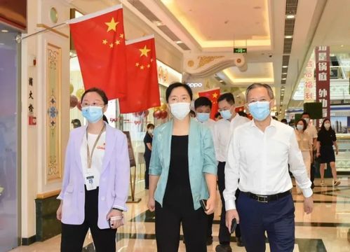 体育局长输球的委屈，全写在了文旅局长的笑脸上