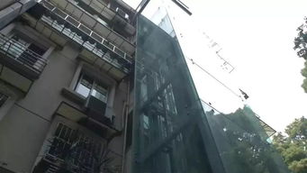 老旧小区加装电梯施工现场